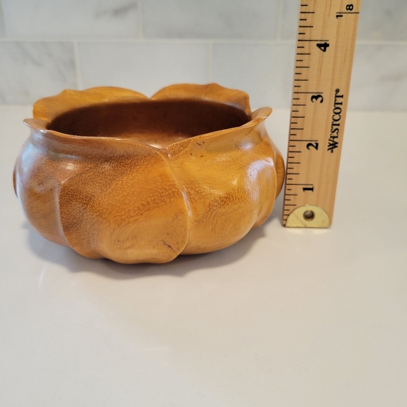 Waikiki Woods | Monkey Pod Wood Bowl - Picture 5 of 6